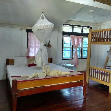 Отель Prince Mrauk U Экстерьер фото